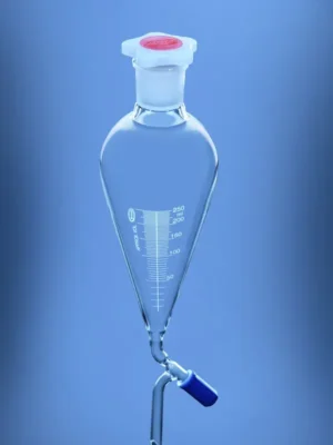 Separating Funnel, Squibb Shape, With Graduation, PE Stopper, ISO – Glassco