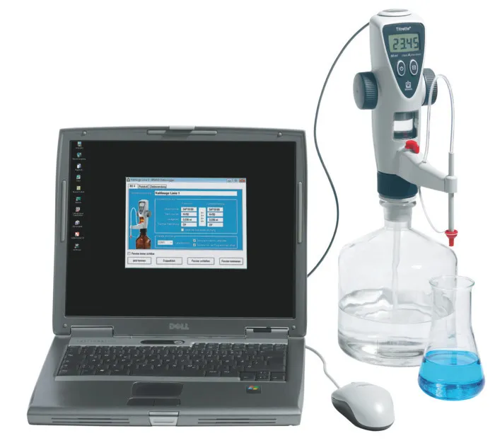 Titrette® Digital Bottle-Top Burette – BRAND | 25 & 50 mL, with & without RS232 Interface - Image 2